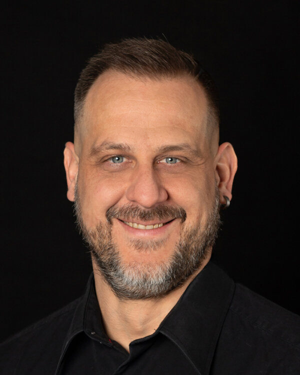 Naef Team Krauer Roman
